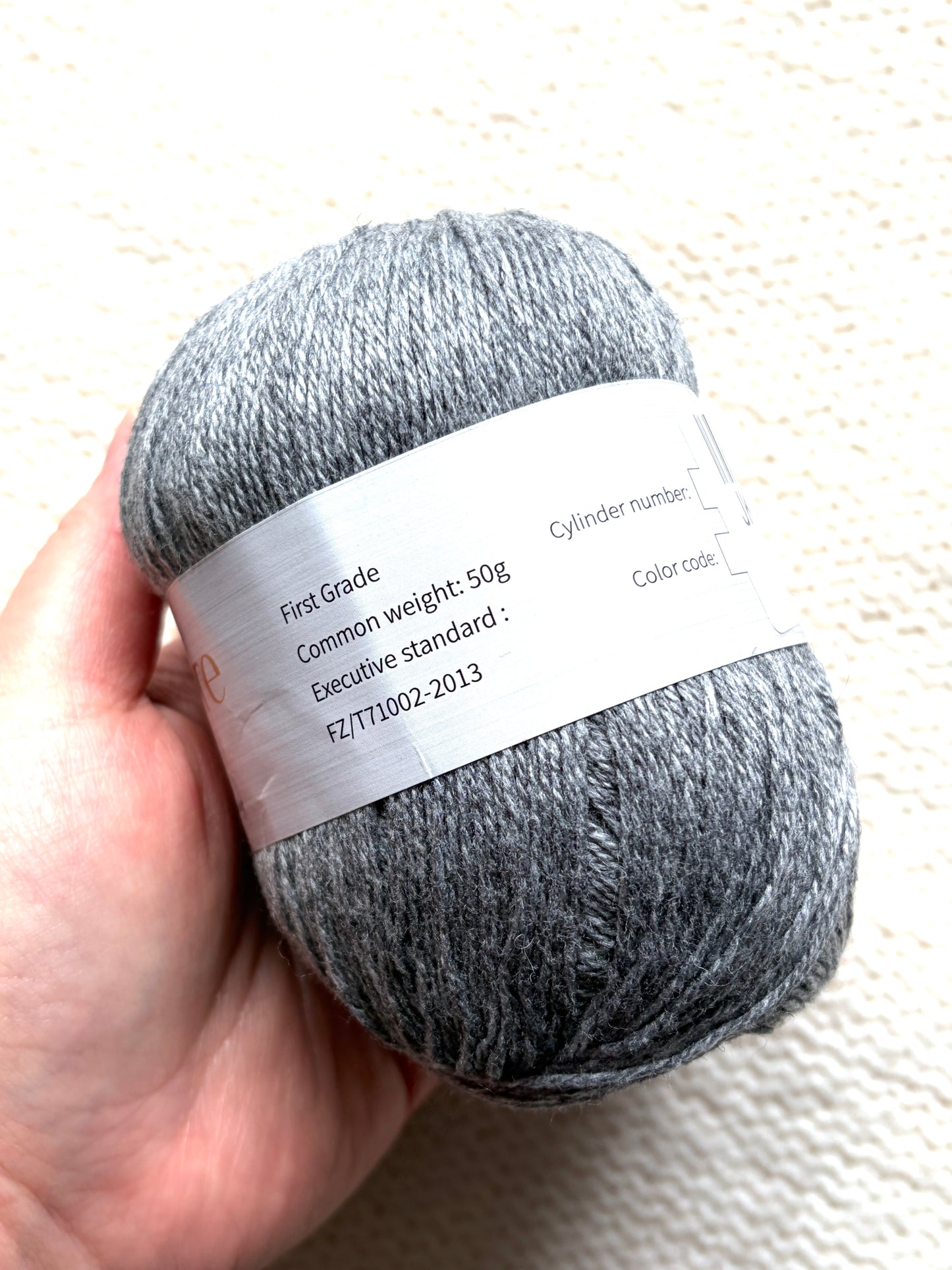 3 balls x 50g Cashmere Ultra Soft Yarn : 80% Cashmere : 06 Grey