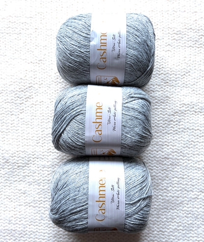 3 balls x 50g Cashmere Ultra Soft Yarn : 80% Cashmere : 19 Light Grey