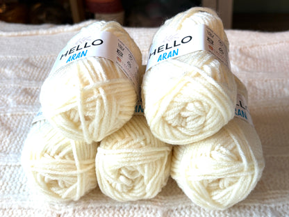 5 balls x 30g Hello Aran Yarn 100% Acrylic - White