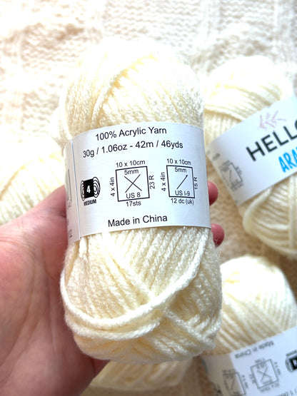5 balls x 30g Hello Aran Yarn 100% Acrylic - White