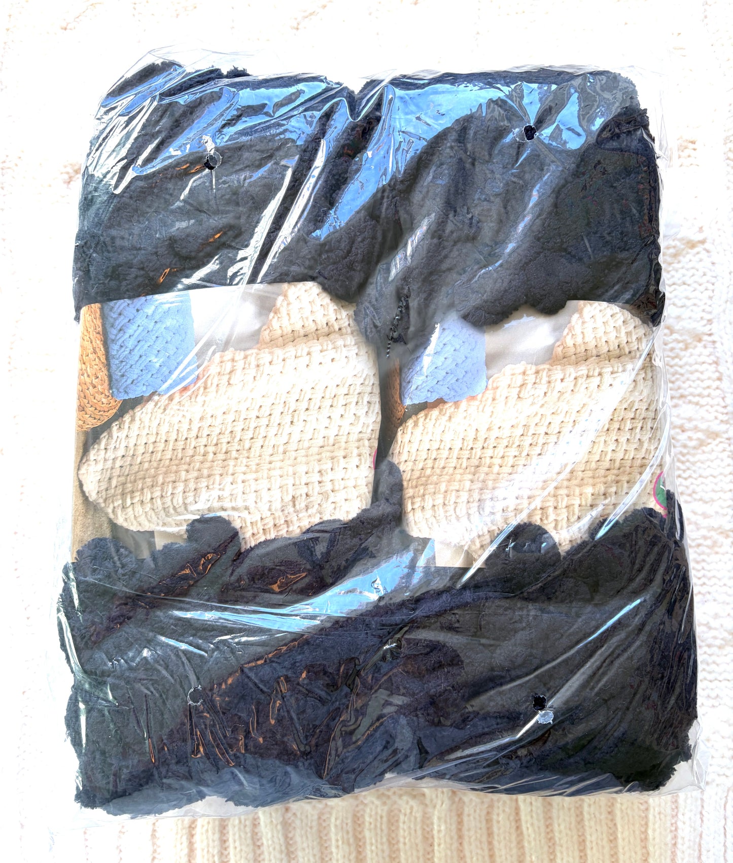 2 balls x Bernat Alize Blanket-EZ 180g : Black