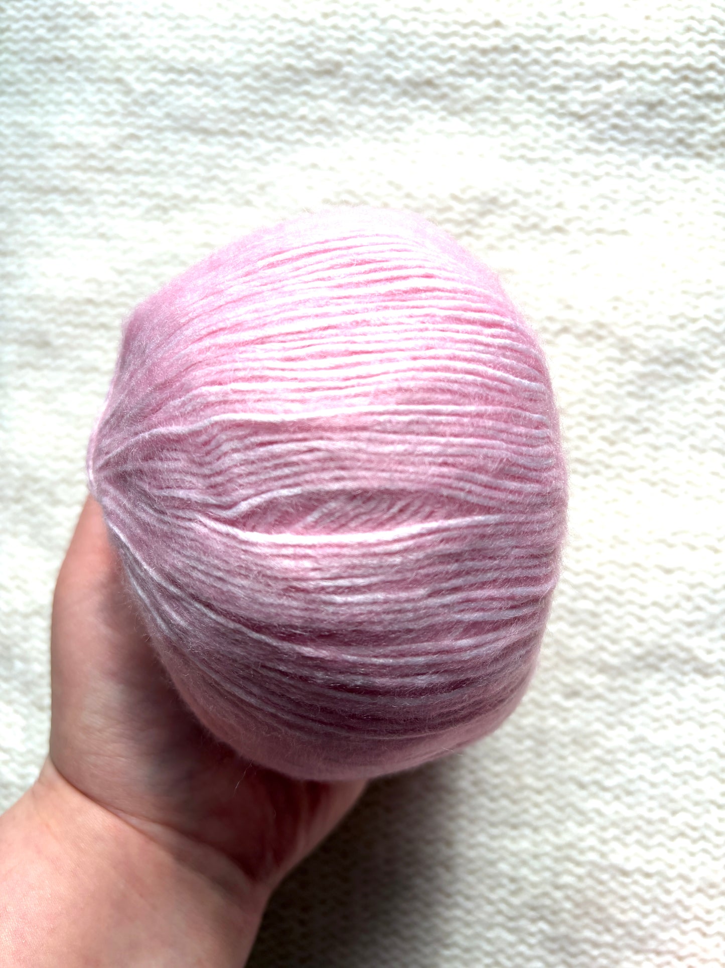 3 balls x 50g Wool Blend Spray Yarn : Wool + Acrylic + Nylon : 15 Pastel Pink