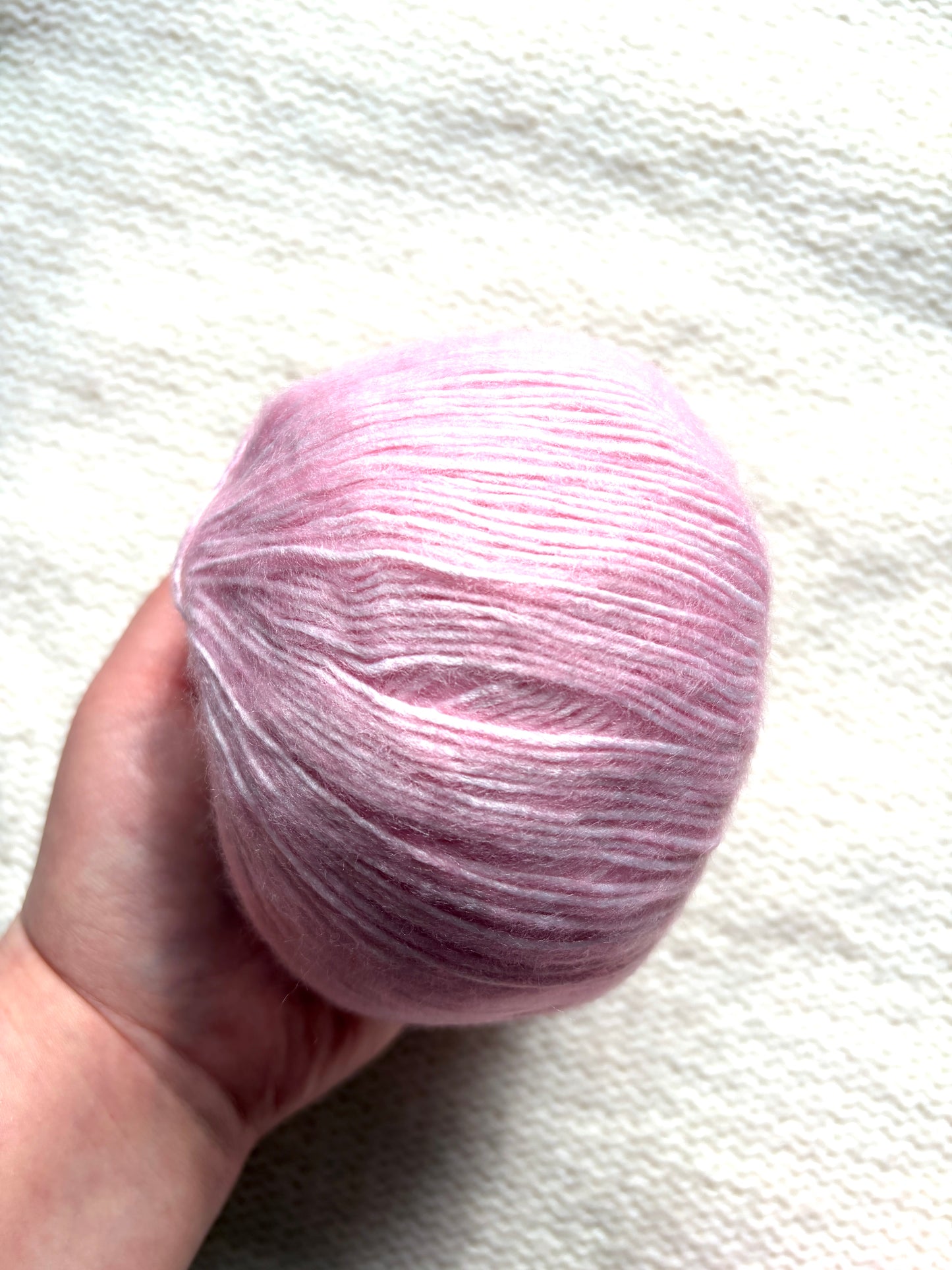 3 balls x 50g Wool Blend Spray Yarn : Wool + Acrylic + Nylon : 15 Pastel Pink