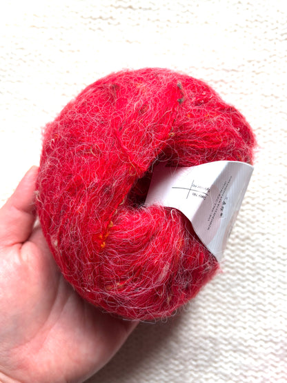 6 balls x 25g Mohair Wool yarn : Mohair + Wool + Acrylic + Polyester : 07 Bright Red