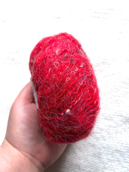 6 balls x 25g Mohair Wool yarn : Mohair + Wool + Acrylic + Polyester : 07 Bright Red
