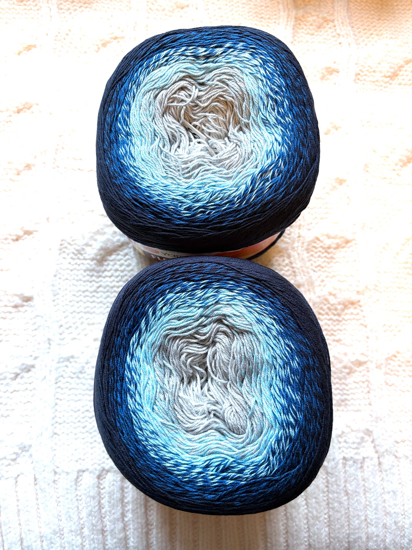 1 cake x 250g YarnArt Flowers Yarn Cake - Colour 261 : Cotton Blend