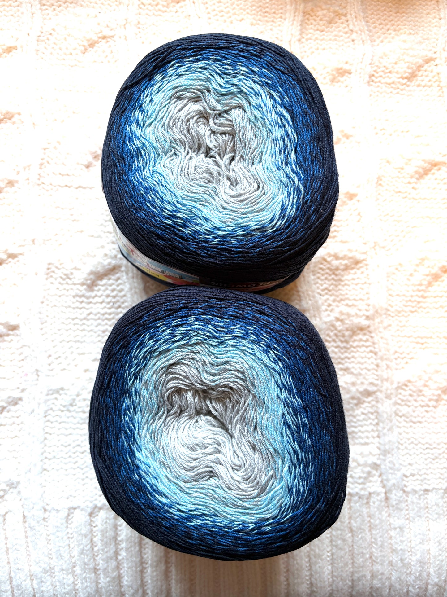 1 cake x 250g YarnArt Flowers Yarn Cake - Colour 261 : Cotton Blend