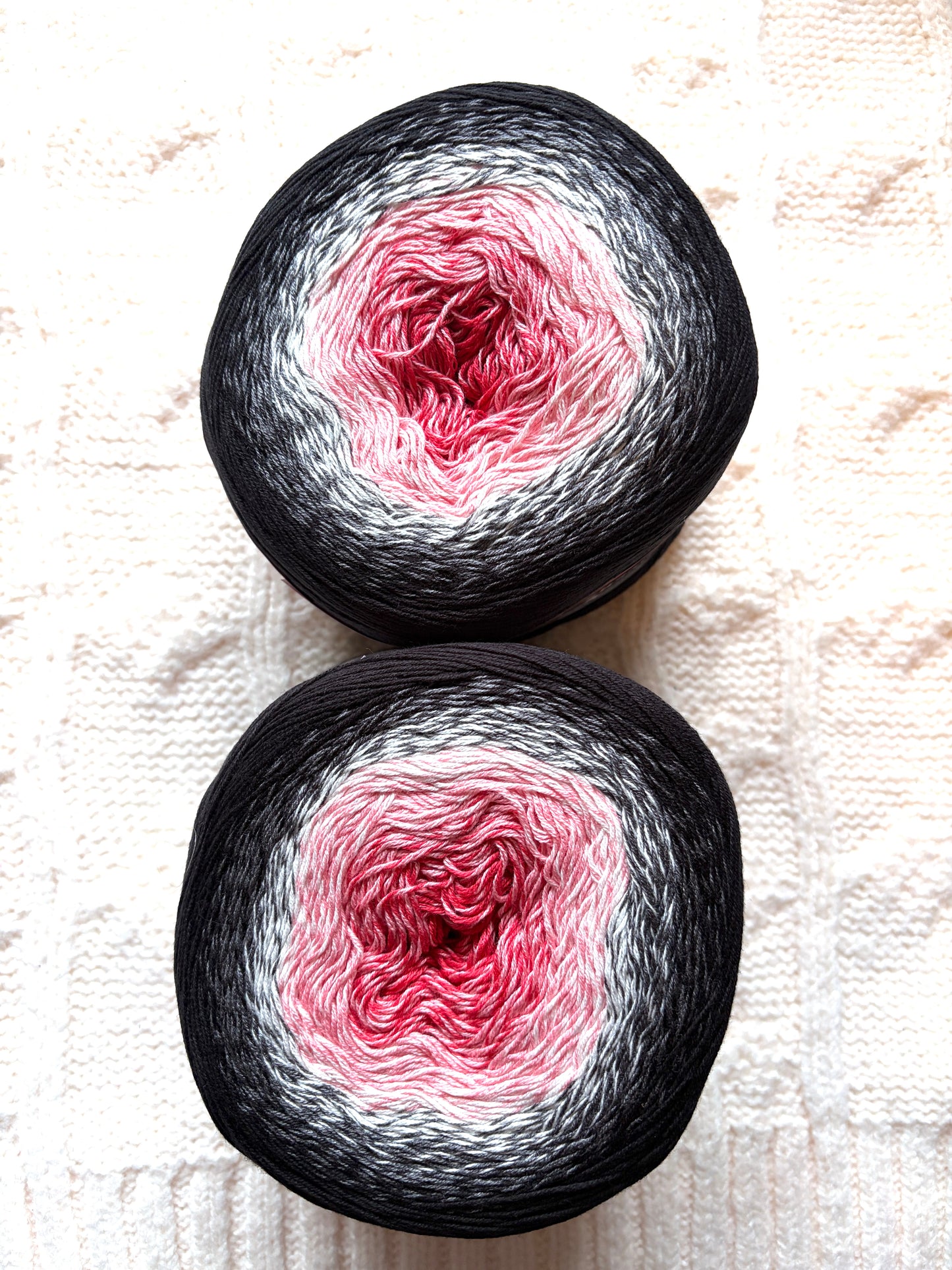 1 cake x 250g YarnArt Flowers Yarn Cake - Colour 260 : Cotton Blend