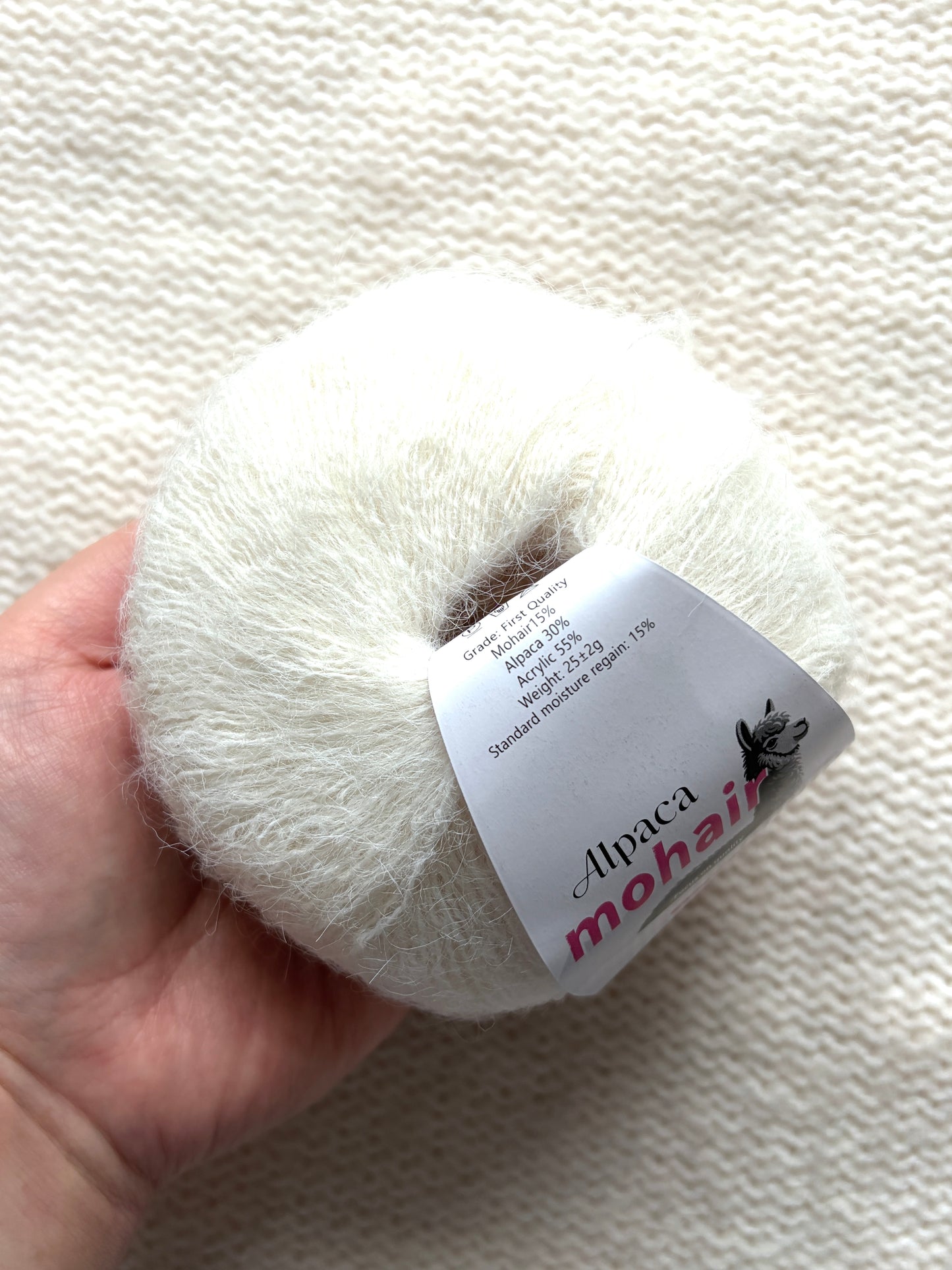 6 balls x 25g Alpaca Mohair yarn : Mohair + Alpaca + Acrylic : 02 Off White