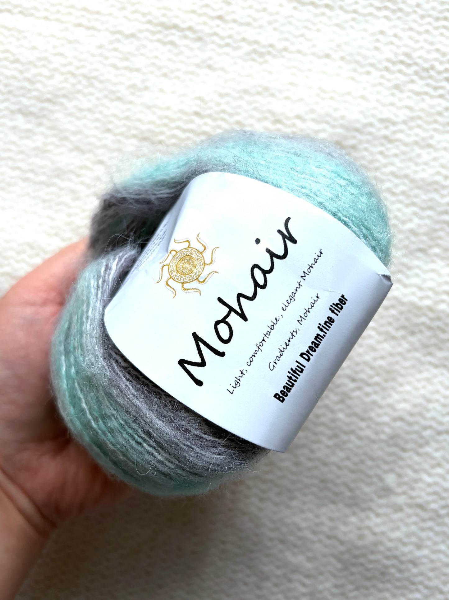 4 balls x 25g Cashmere Mohair yarn : Mohair + Wool + Cashmere + Nylon : Colour 17
