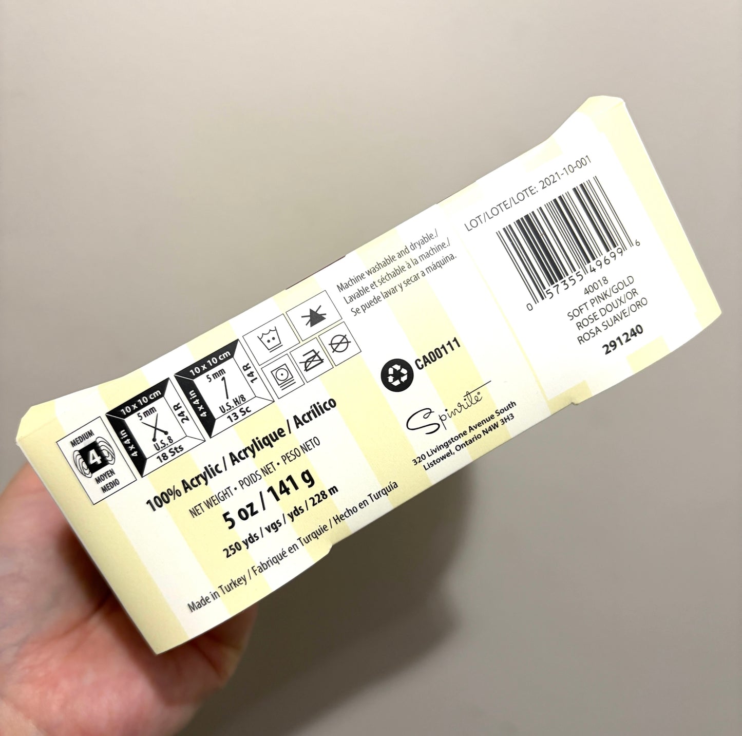 141g CARON Simply Soft O’GO : Soft Pink / Gold  00% Acrylic