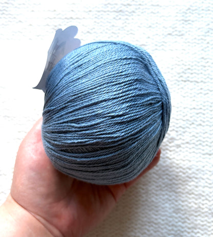 3 balls x 50g Cashmere yarn : 100% Cashmere : 10 Slate Blue