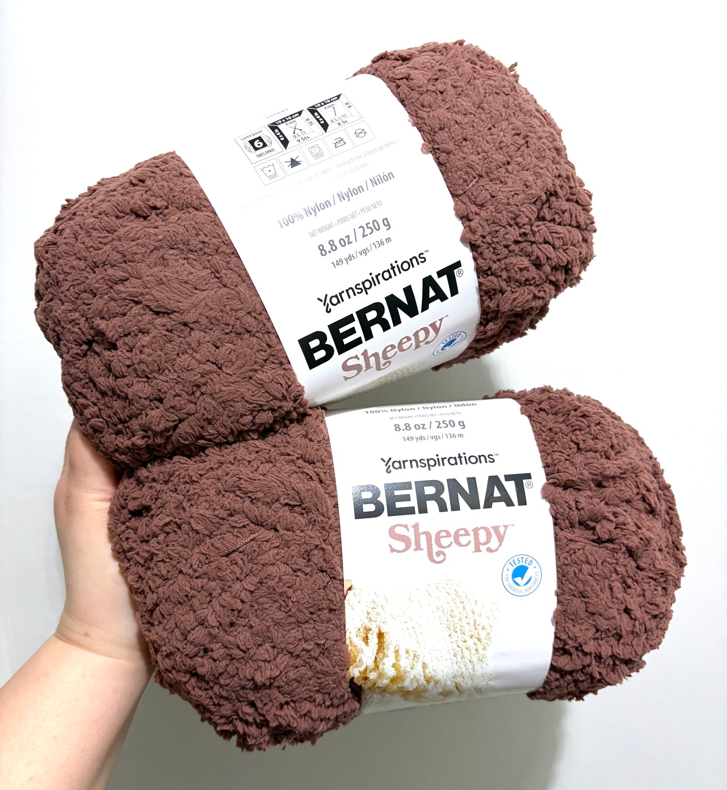 4 balls x 250g Bernat Sheepy Super Chunky Yarn : BROWN BEAR