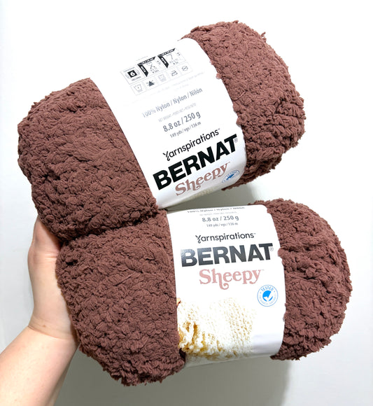 4 balls x 250g Bernat Sheepy Super Chunky Yarn : BROWN BEAR