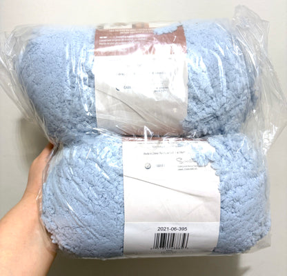 4 balls x 250g Bernat Sheepy Super Chunky Yarn : Baa Baa Blue