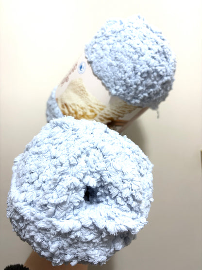 4 balls x 250g Bernat Sheepy Super Chunky Yarn : Baa Baa Blue
