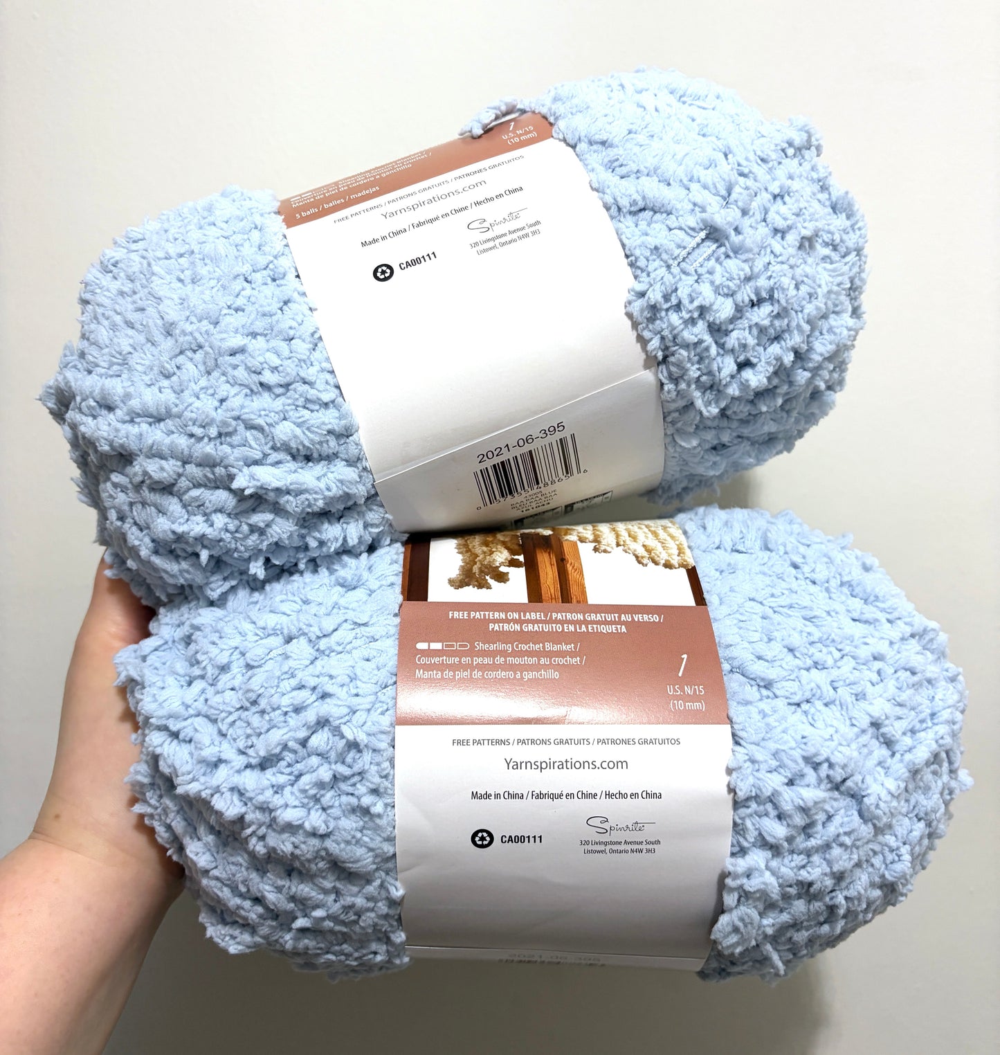 4 balls x 250g Bernat Sheepy Super Chunky Yarn : Baa Baa Blue