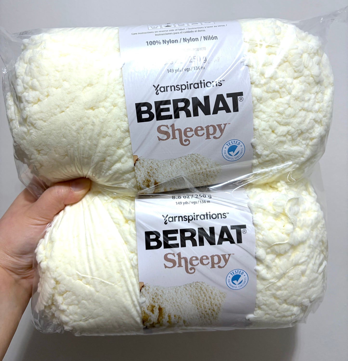 4 balls x 250g Bernat Sheepy Super Chunky Yarn : Cotton Tail