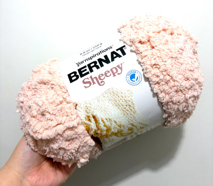4 balls x 250g Bernat Sheepy Super Chunky Yarn : Plush Pink