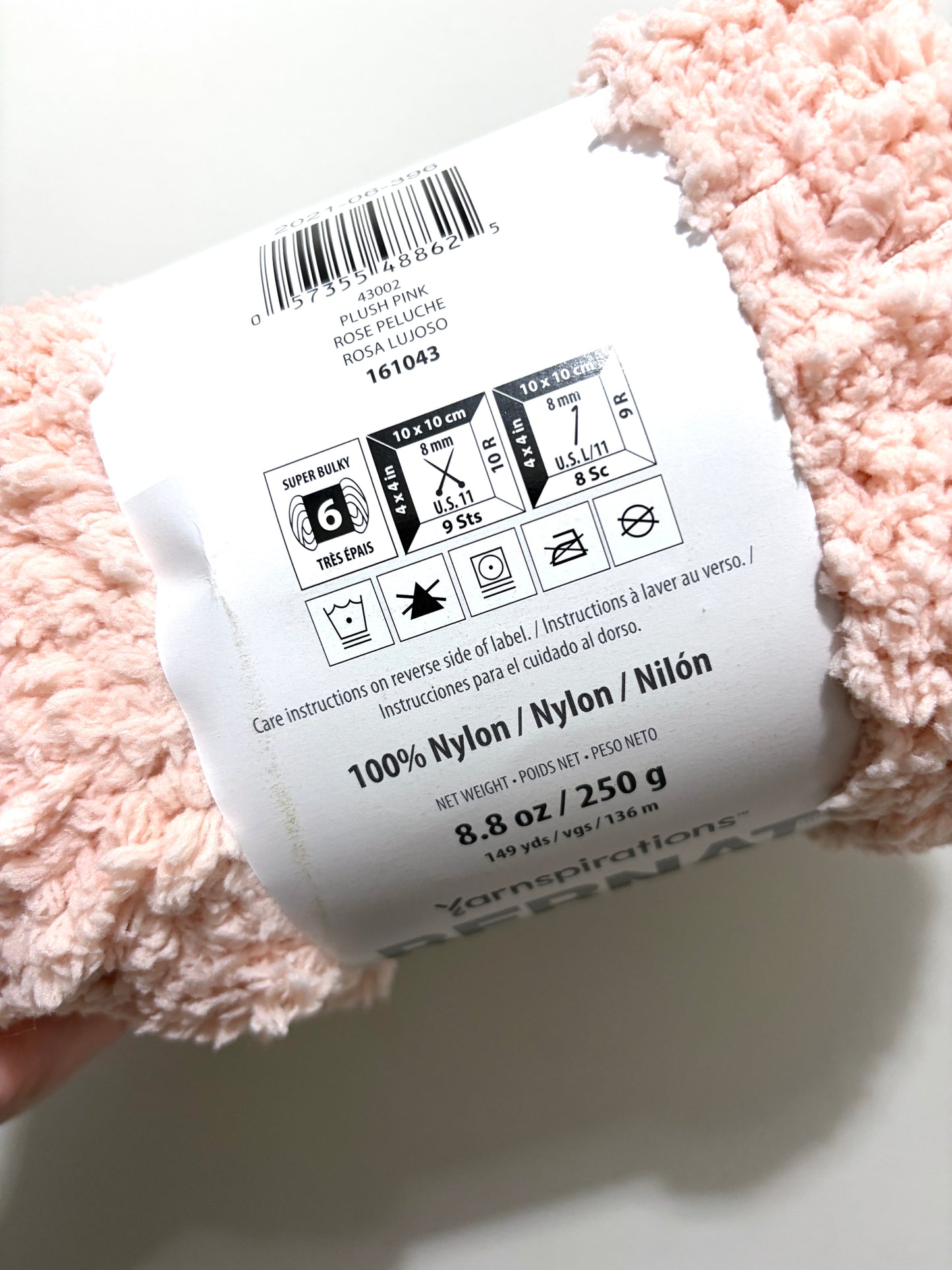 4 balls x 250g Bernat Sheepy Super Chunky Yarn : Plush Pink