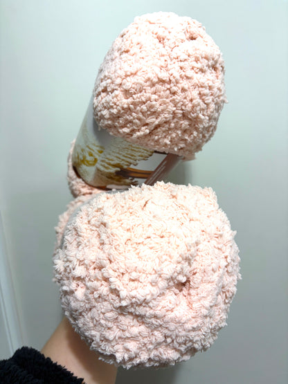 4 balls x 250g Bernat Sheepy Super Chunky Yarn : Plush Pink