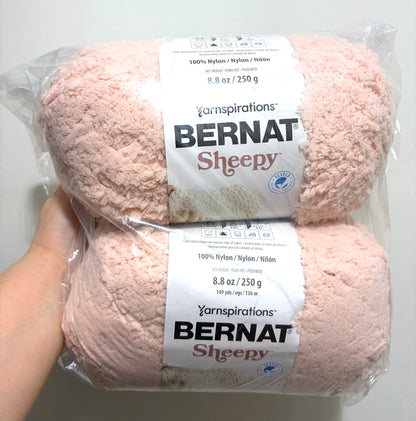 4 balls x 250g Bernat Sheepy Super Chunky Yarn : Plush Pink