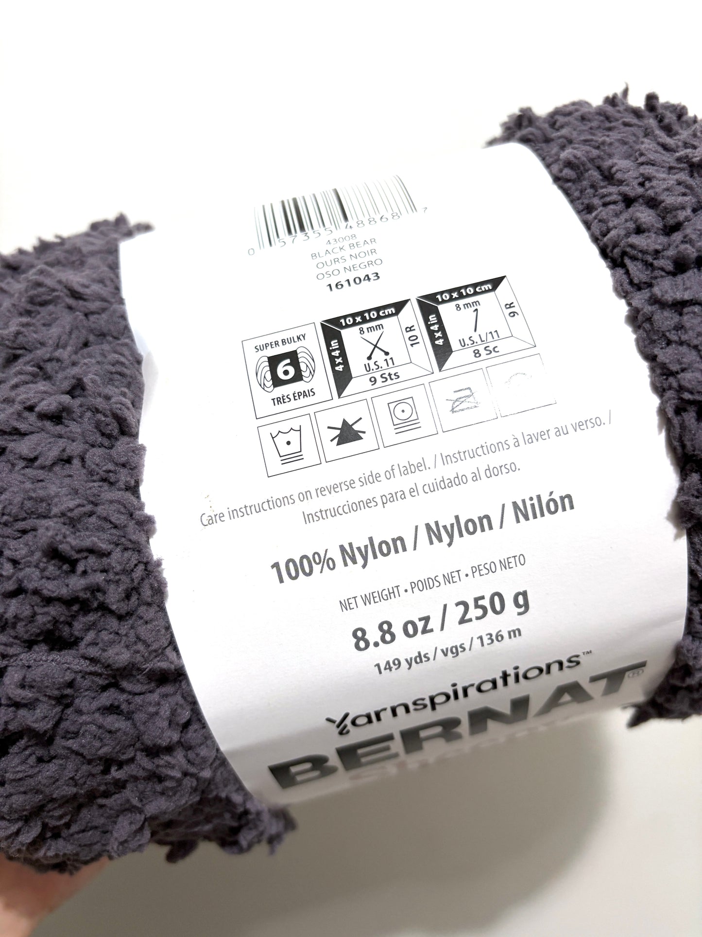 4 balls x 250g Bernat Sheepy Super Chunky Yarn : Black Bear