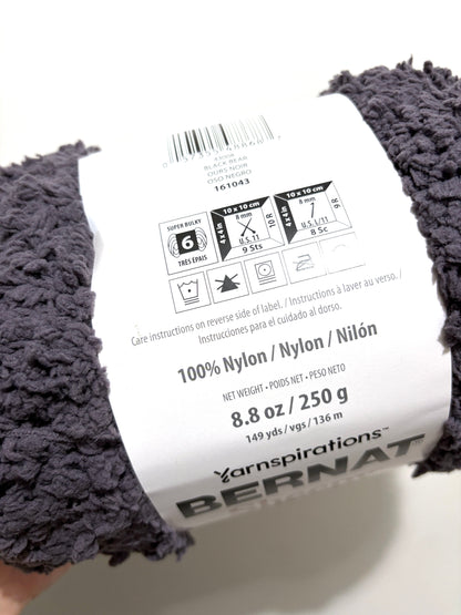 4 balls x 250g Bernat Sheepy Super Chunky Yarn : Black Bear