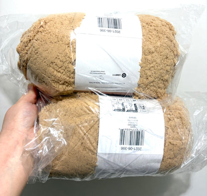 4 balls x 250g Bernat Sheepy Super Chunky Yarn : Light Fawn