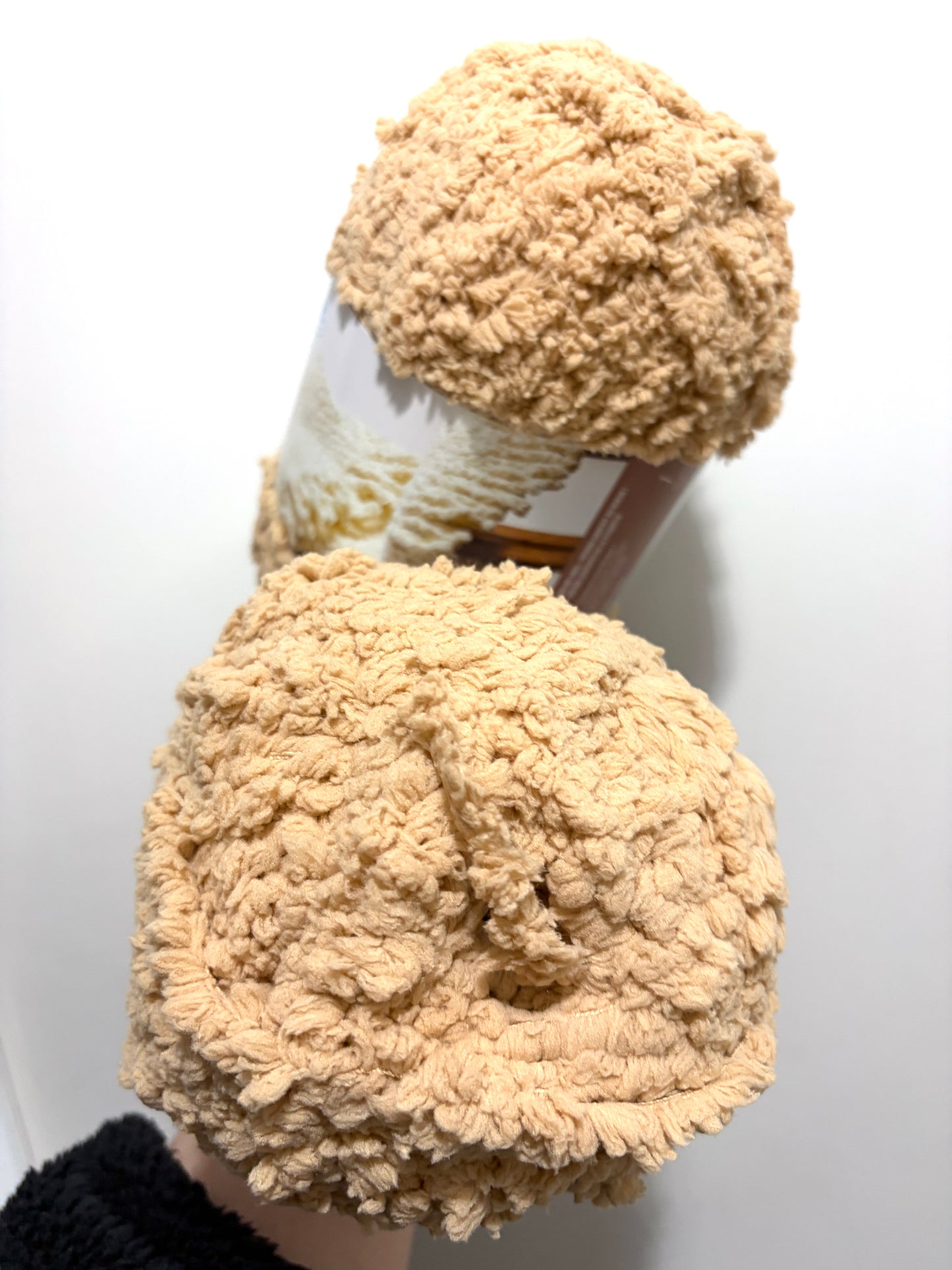 4 balls x 250g Bernat Sheepy Super Chunky Yarn : Light Fawn
