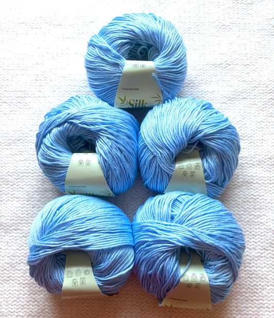 5 balls x 50g Cashmere Silk yarn : Cashmere + Silk + Bamboo fiber : 10 Sky Blue