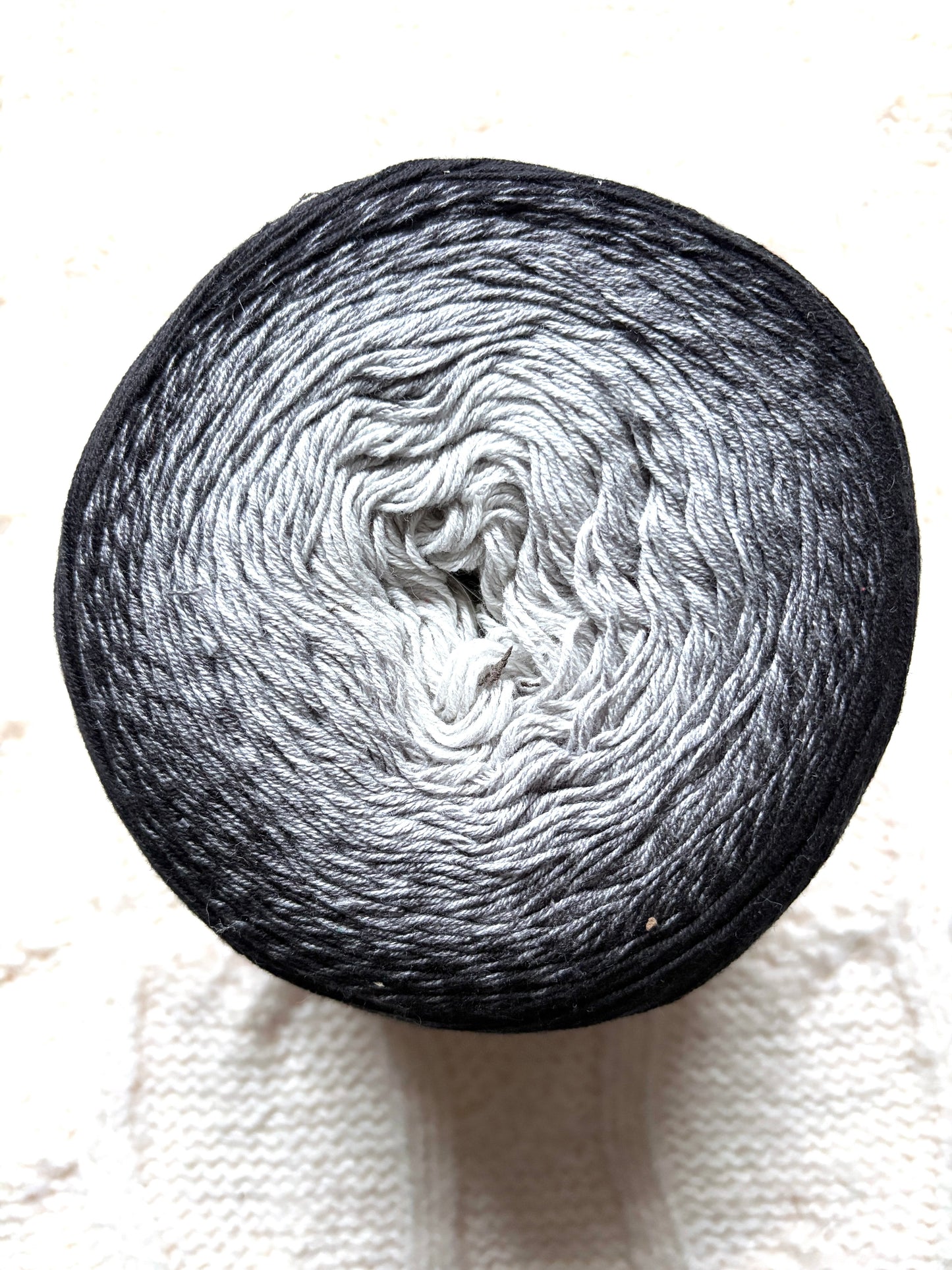 1 cake x 250g YarnArt Flowers Yarn Cake - Colour 253 : Cotton Blend
