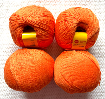 4 balls x 50g Cashmere yarn : 95% Cashmere + 5% Acrylic : 44 Blaze Orange