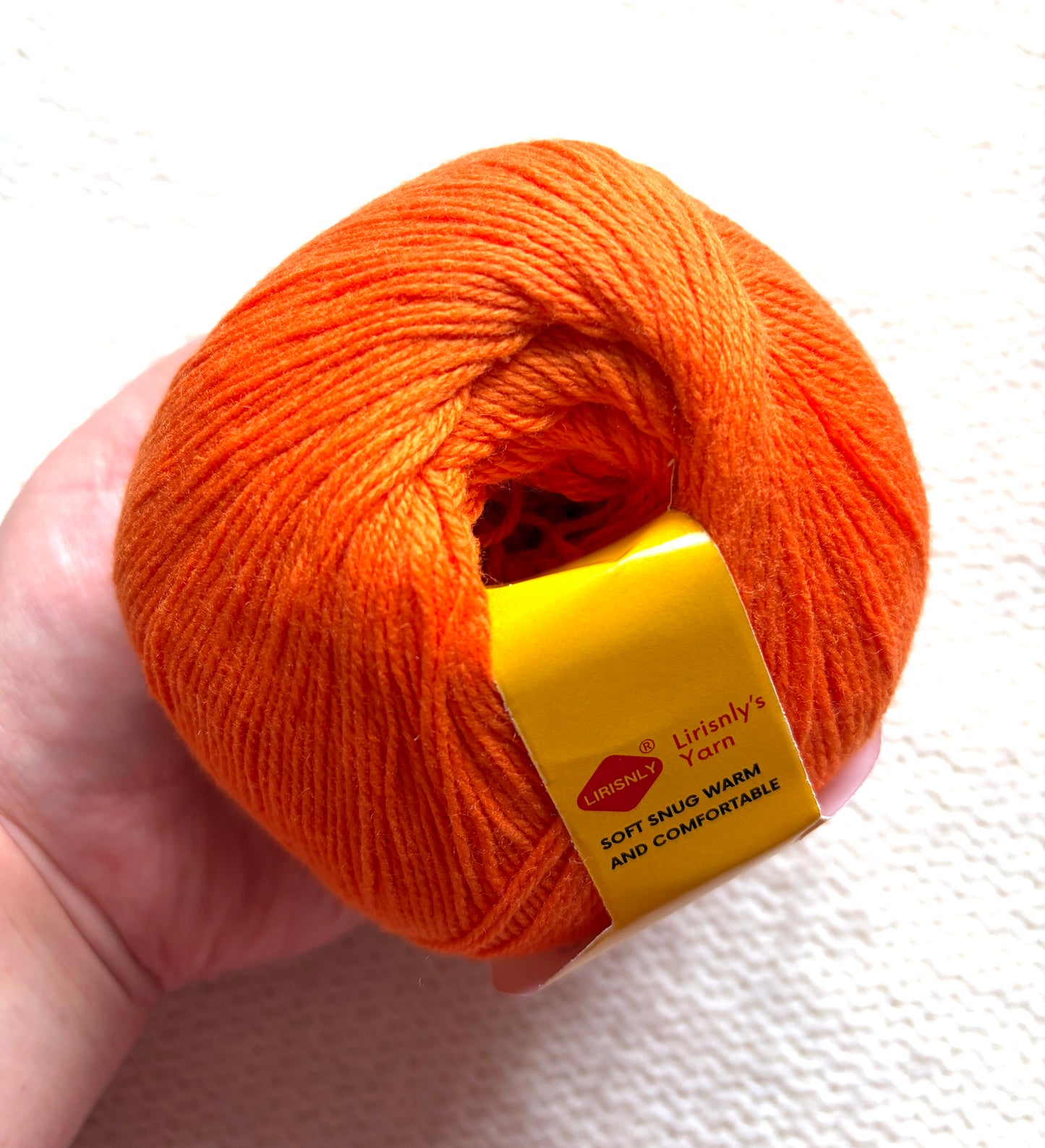 4 balls x 50g Cashmere yarn : 95% Cashmere + 5% Acrylic : 44 Blaze Orange