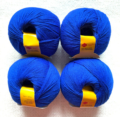 4 balls x 50g Cashmere yarn : 95% Cashmere + 5% Acrylic : 19 Azure blue