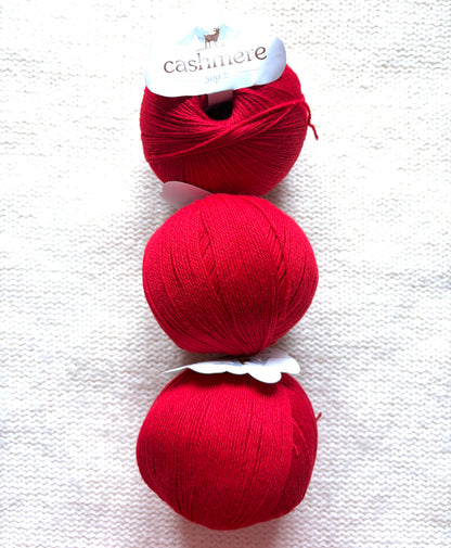 3 balls x 50g Cashmere yarn : 100% Cashmere : 23 Scaelet Red