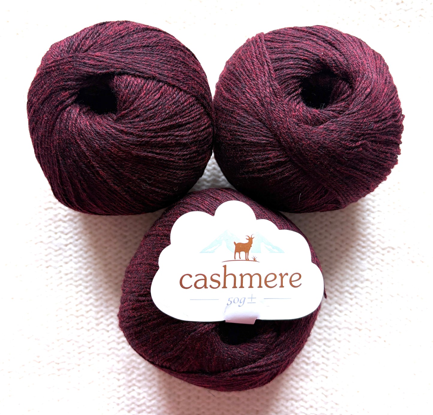 3 balls x 50g Cashmere yarn : 100% Cashmere : 17 Rosewood Red