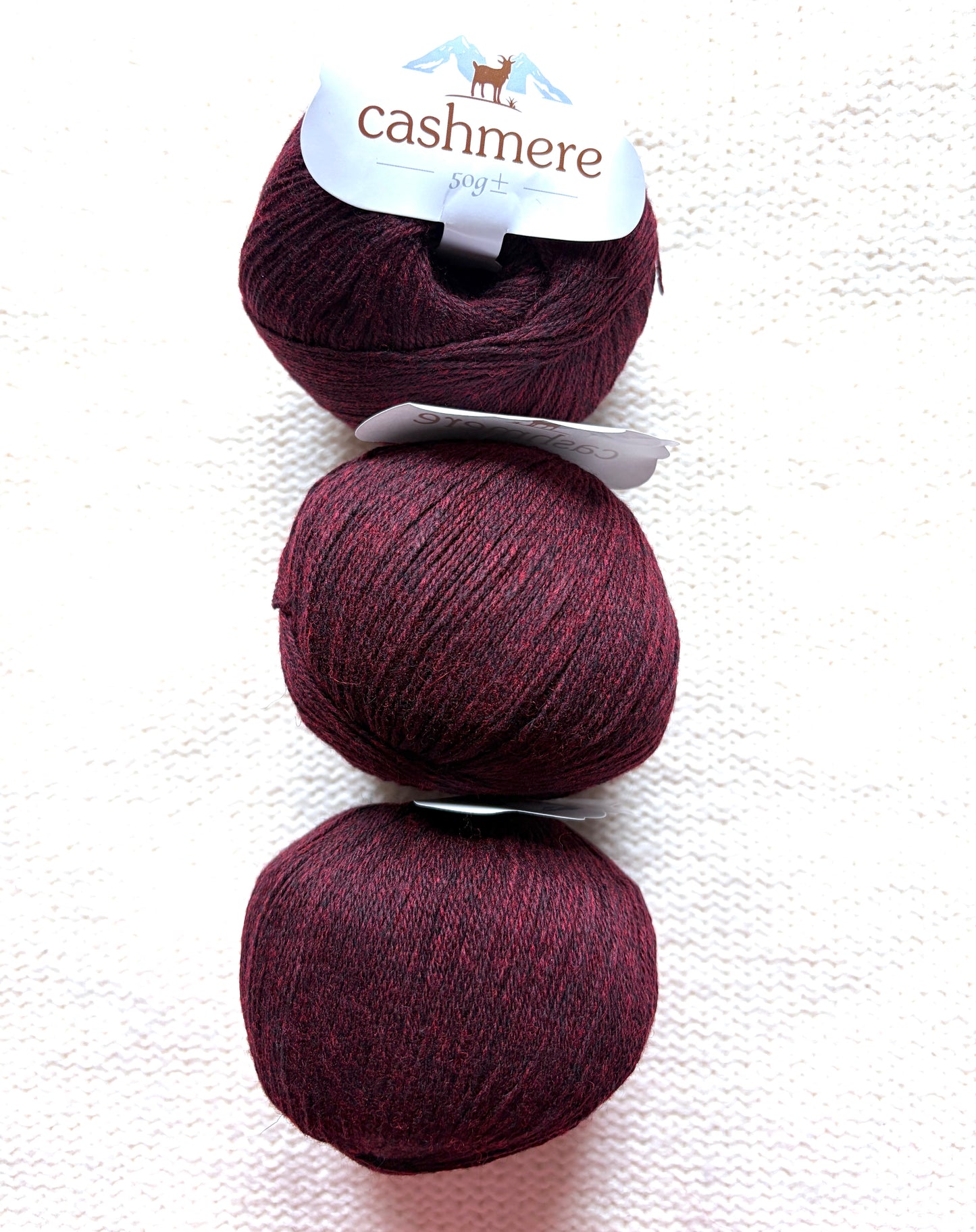 3 balls x 50g Cashmere yarn : 100% Cashmere : 17 Rosewood Red