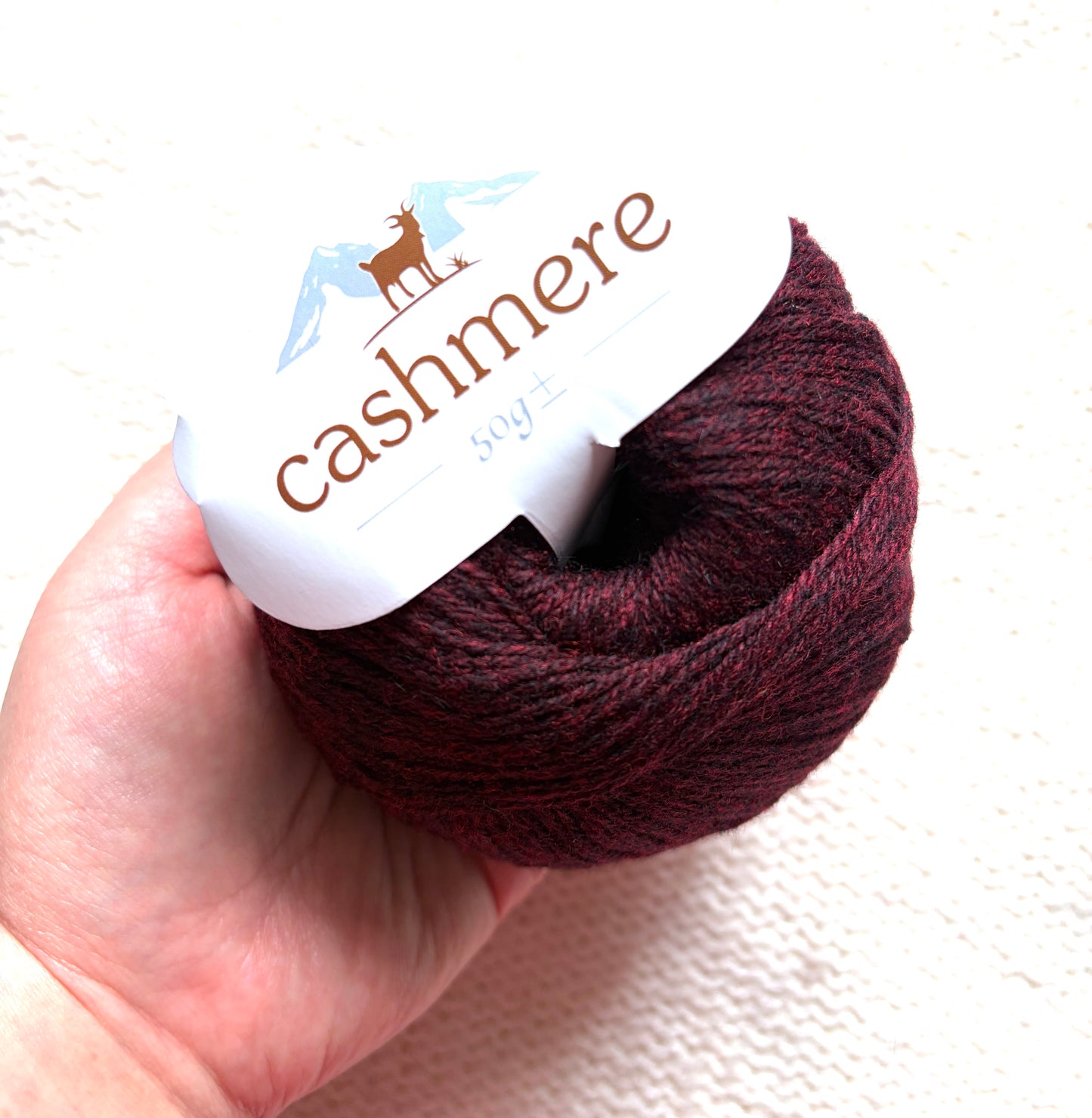 3 balls x 50g Cashmere yarn : 100% Cashmere : 17 Rosewood Red