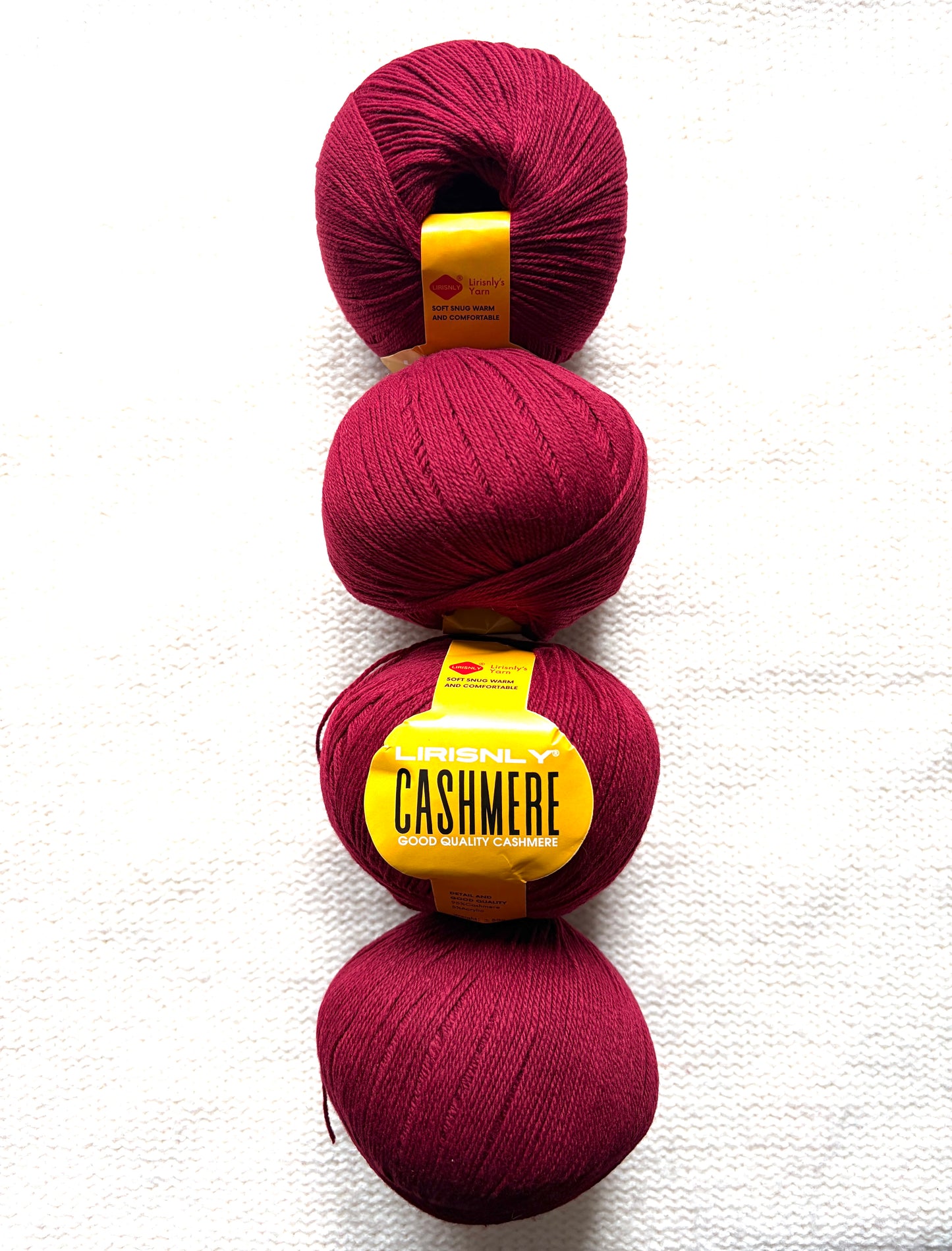 4 balls x 50g Cashmere yarn : 95% Cashmere + 5% Acrylic : 14 Claret Red