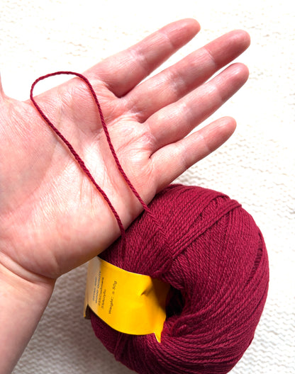 4 balls x 50g Cashmere yarn : 95% Cashmere + 5% Acrylic : 14 Claret Red