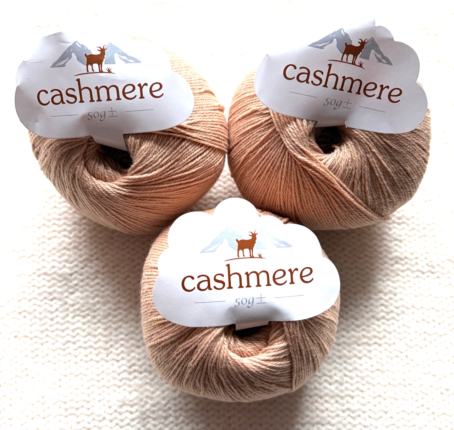 3 balls x 50g Cashmere yarn : 100% Cashmere : 08 Brown Sugar