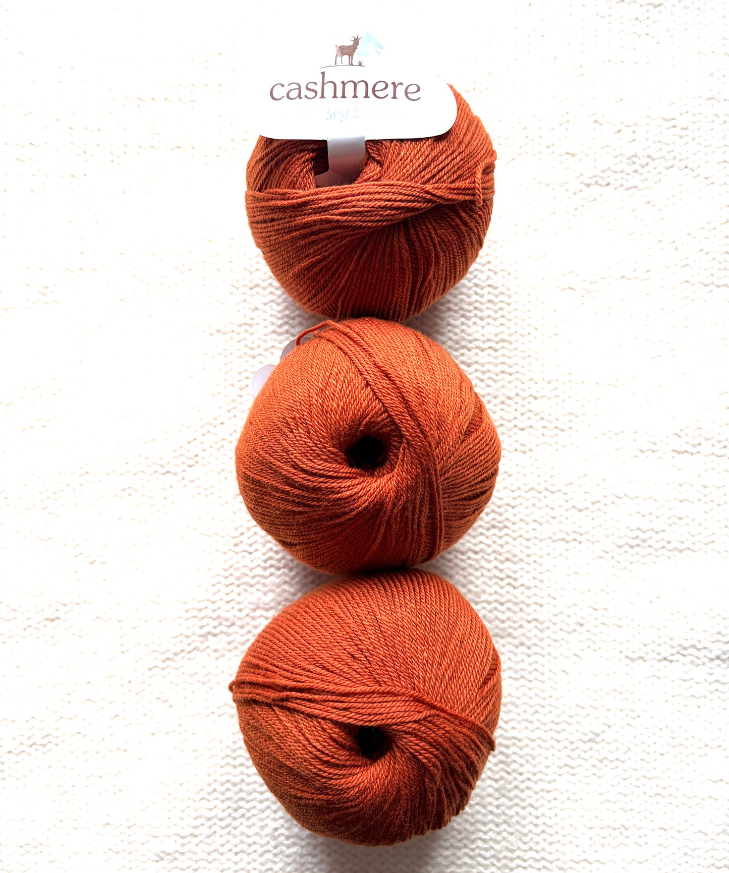 3 balls x 50g Cashmere yarn : 100% Cashmere : 18 Burnt Orange