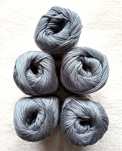 5 balls x 50g Cashmere Silk yarn : 60% Cashmere + 40% Silk : 37 Grey