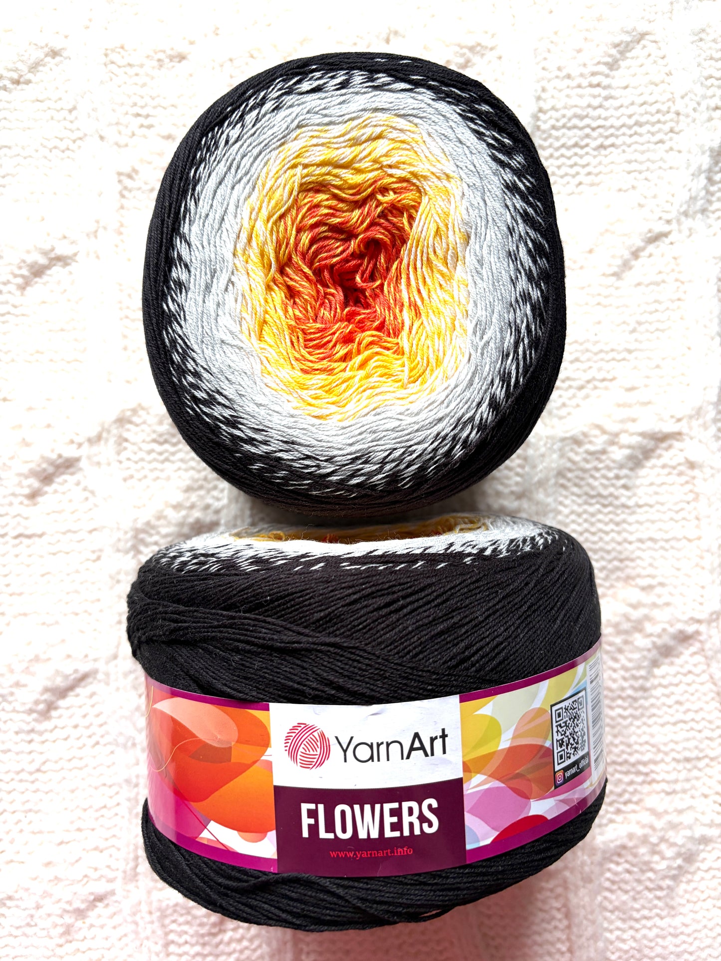 1 cake x 250g YarnArt Flowers Yarn Cake - Colour 259 : Cotton Blend