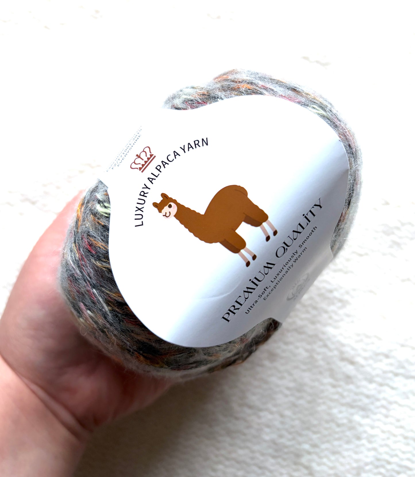 3 balls x 50g Alpaca yarn : 90% Alpaca + 10% Anti Pilling Fiber : 10 Grey