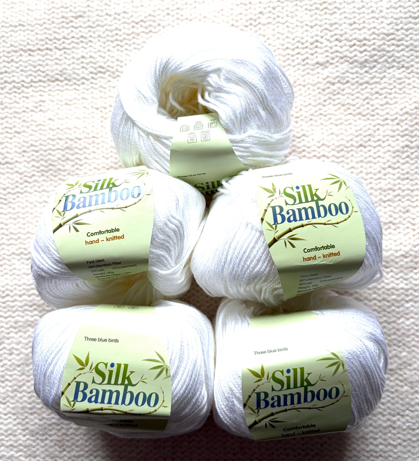 5 balls x 50g Cashmere Silk yarn : Cashmere + Silk + Bamboo fiber : 01 White