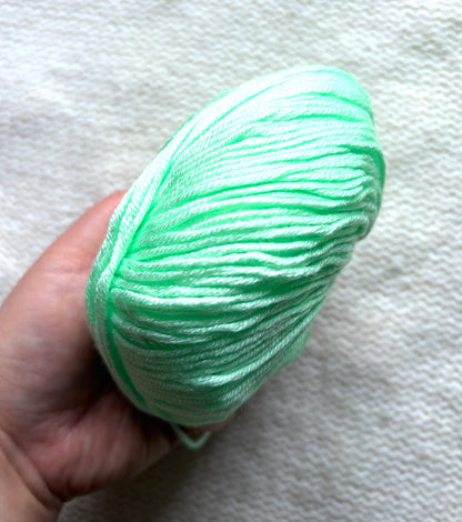 5 balls x 50g Cashmere Silk yarn : Cashmere + Silk + Bamboo fiber : 25 Neon Green