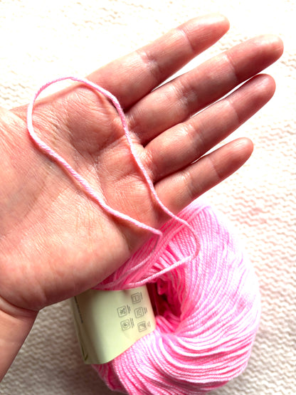 5 balls x 50g Cashmere Silk yarn : Cashmere + Silk + Bamboo fiber : 07 Neon Pink