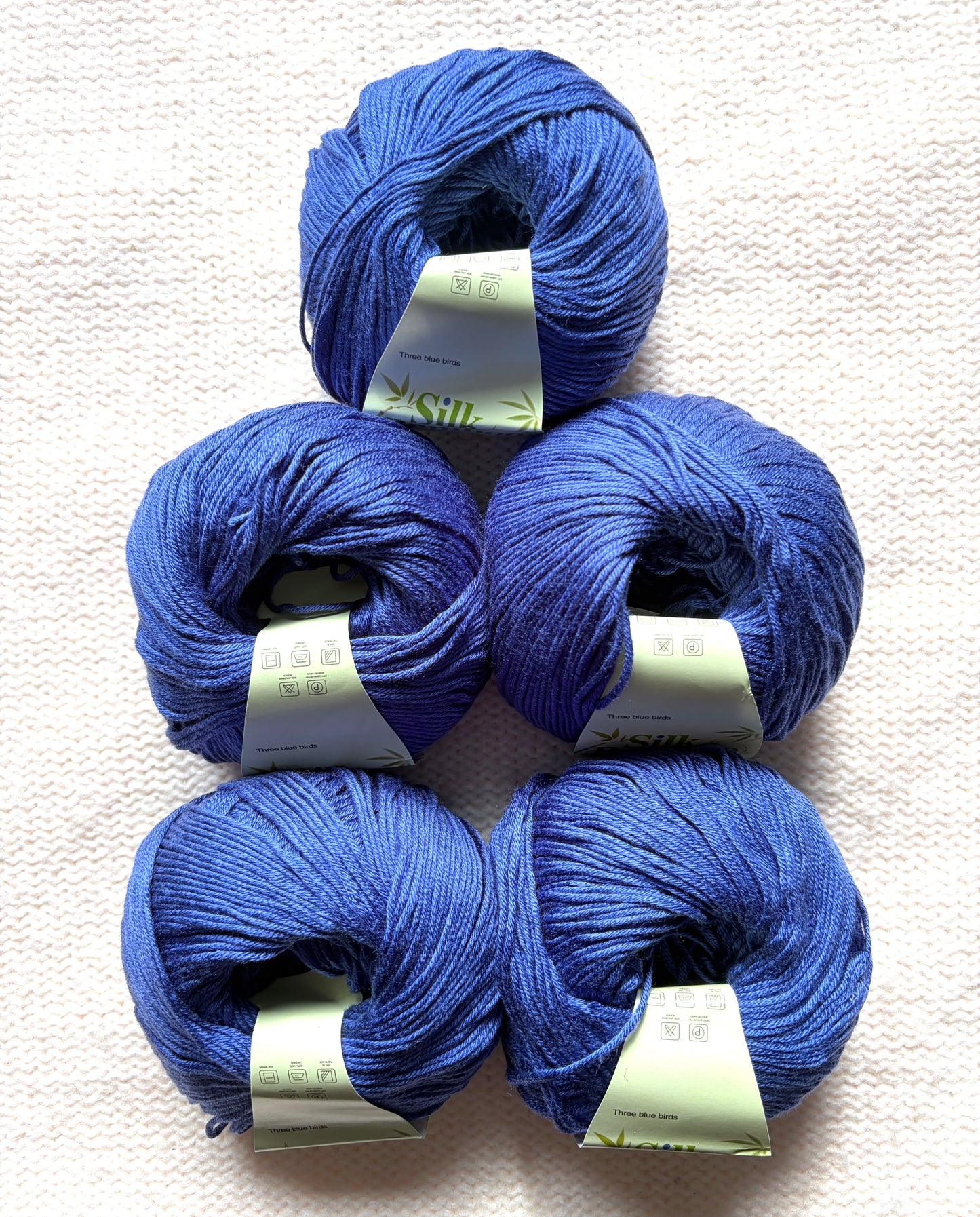 5 balls x 50g Cashmere Silk yarn : Cashmere + Silk + Bamboo fiber : 23 Persian Blue